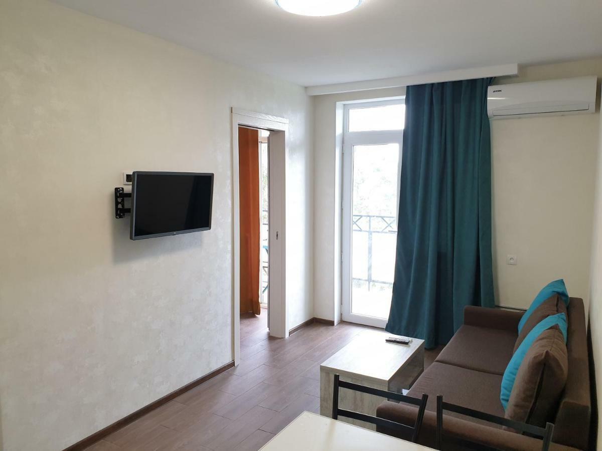 Apartment Near The Beach Batumi-Gonio Eksteriør bilde